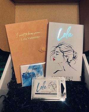 Reclaiming Lola Exclusive Book Box