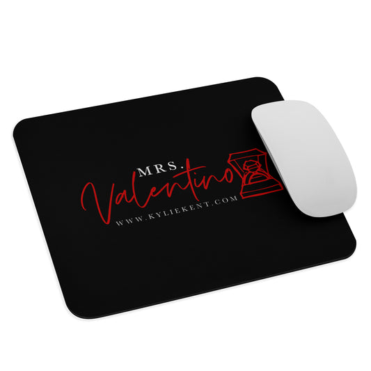 Mrs Valentino (Neo) Mouse pad